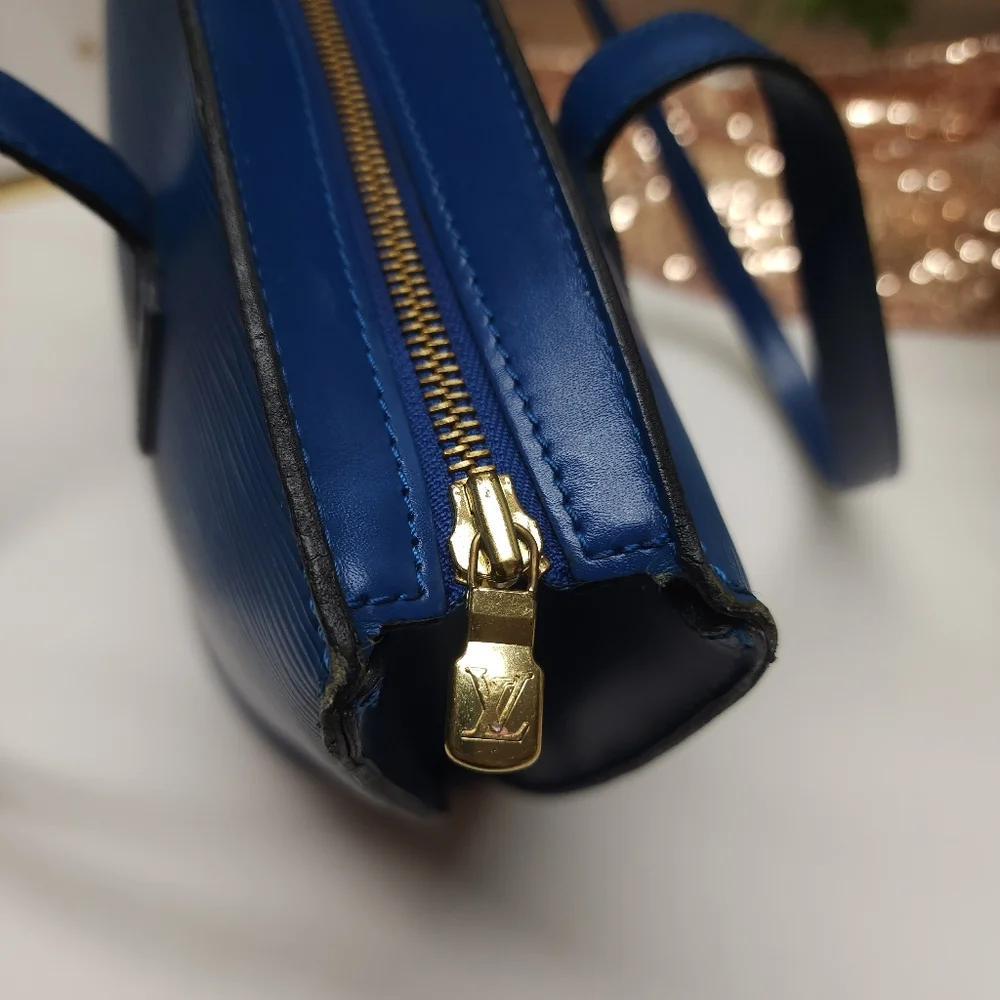 Authentic Louis Vuitton Epi Saint Jacques GM In Toledo W/ Dust Bag